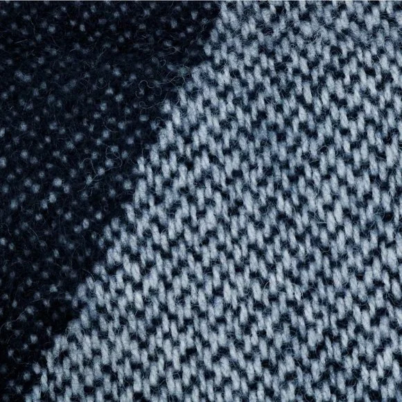 Ted Baker Magnolia Woven Wool Throw 150cm x 180cm - Picture 5 of 6